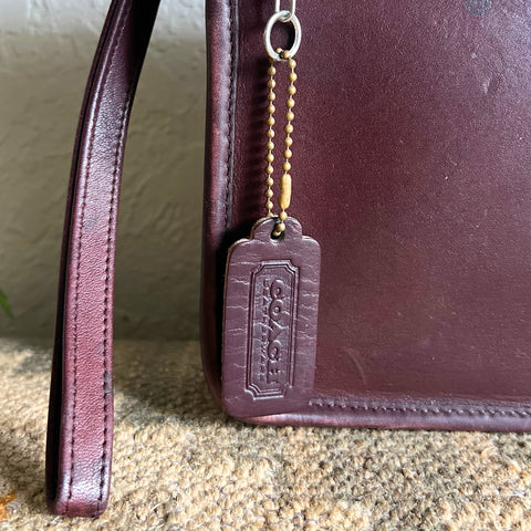 Vintage Coach Standard Clutch Burgundy 5140