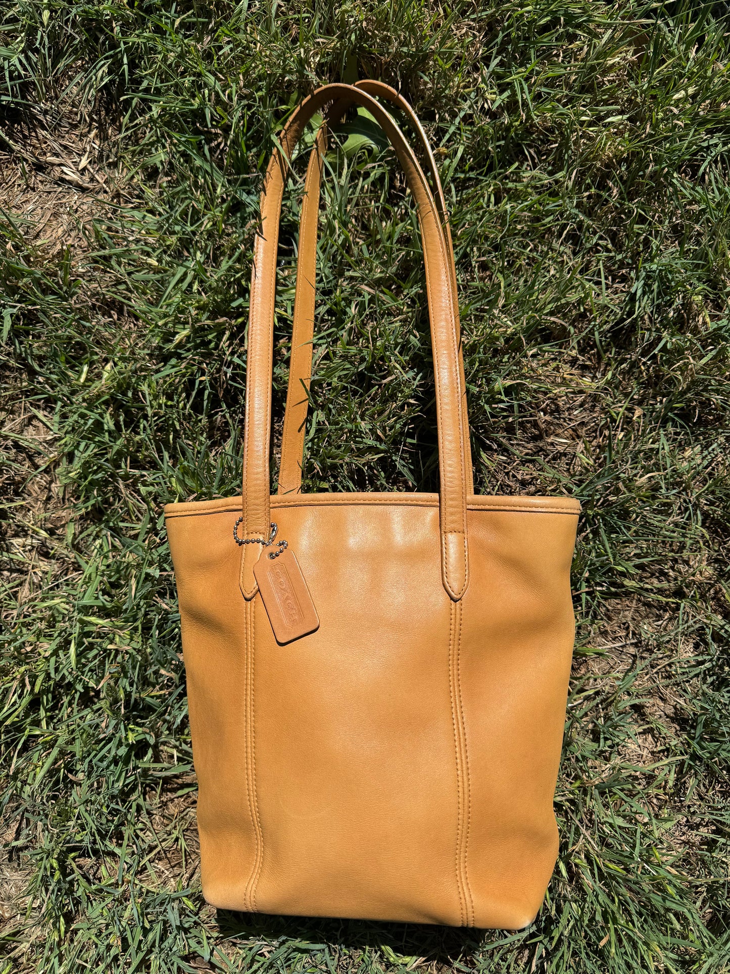 Vintage Coach Legacy Lunch Tote in Camel 9077