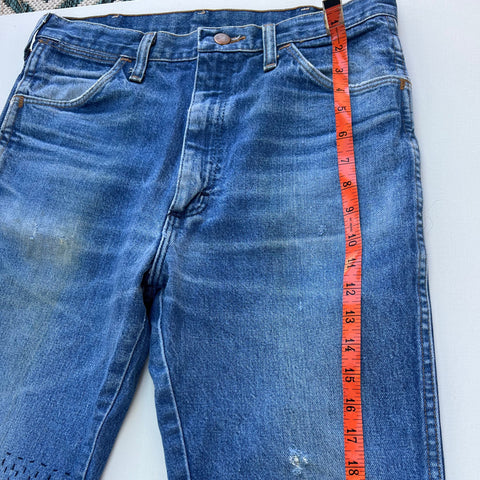 Embroidered Wrangler Denim Blue Jeans 32 x 36