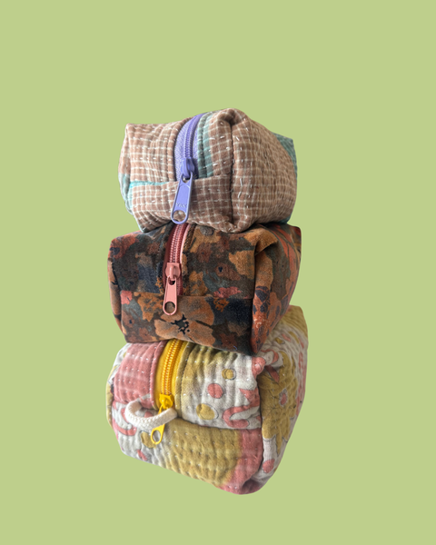 FREE Cosmetic Zipper Bag PDF Sewing Pattern | Slow Selvage