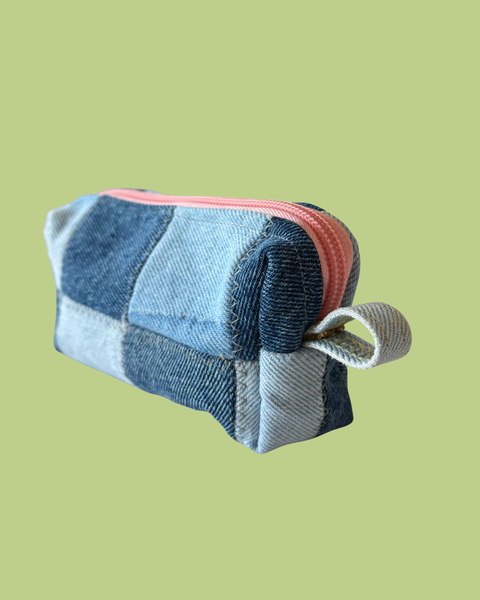 FREE Cosmetic Zipper Bag PDF Sewing Pattern | Slow Selvage