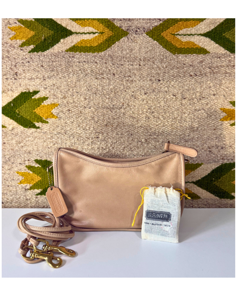 Pre-1994 Vintage Coach Small Swinger Bag 4080 in Taupe