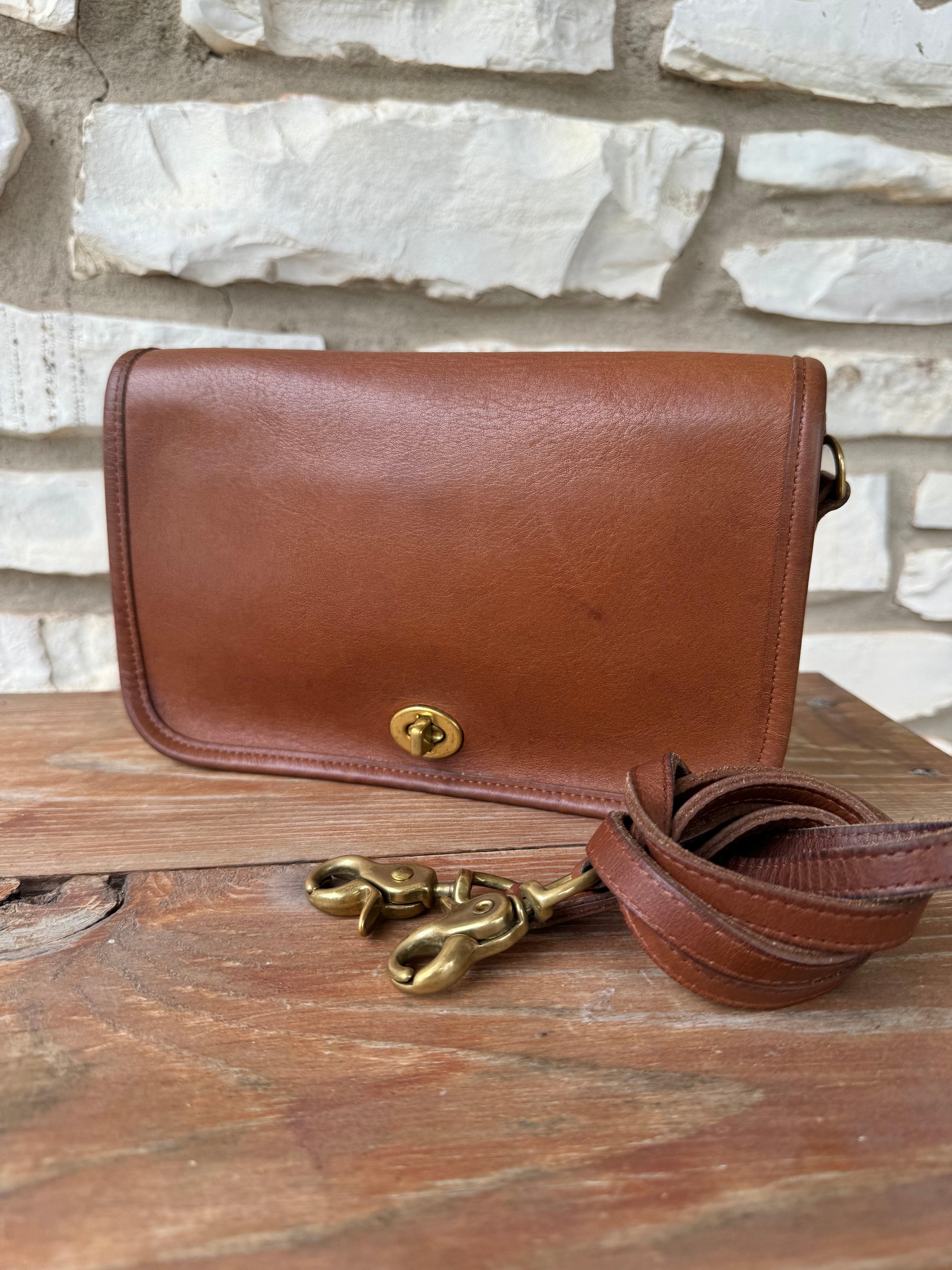 Vintage Coach British Tan: A Comprehensive Guide