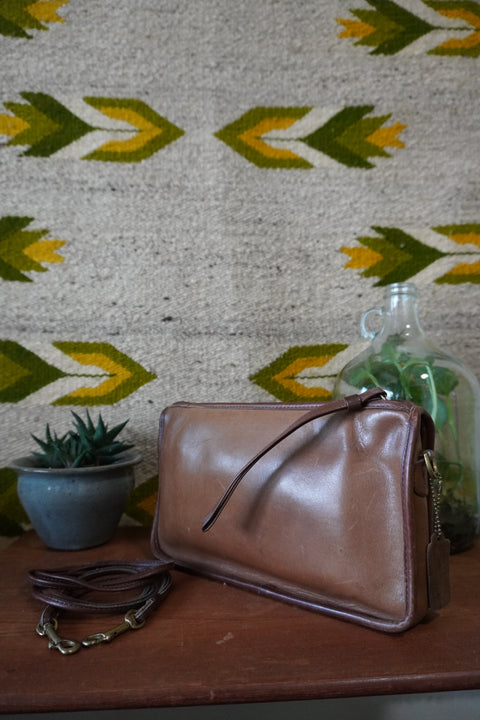 Vintage Coach 1970's Zippered Clutch 9455 Two-Toned Saddle