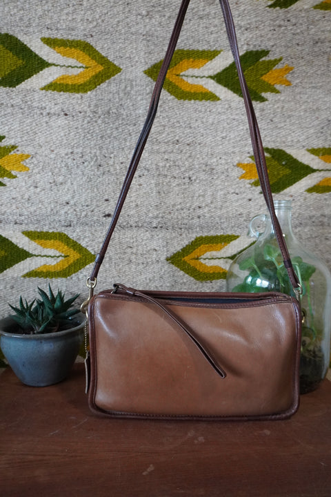 Vintage Coach 1970's Zippered Clutch 9455 Two-Toned Saddle