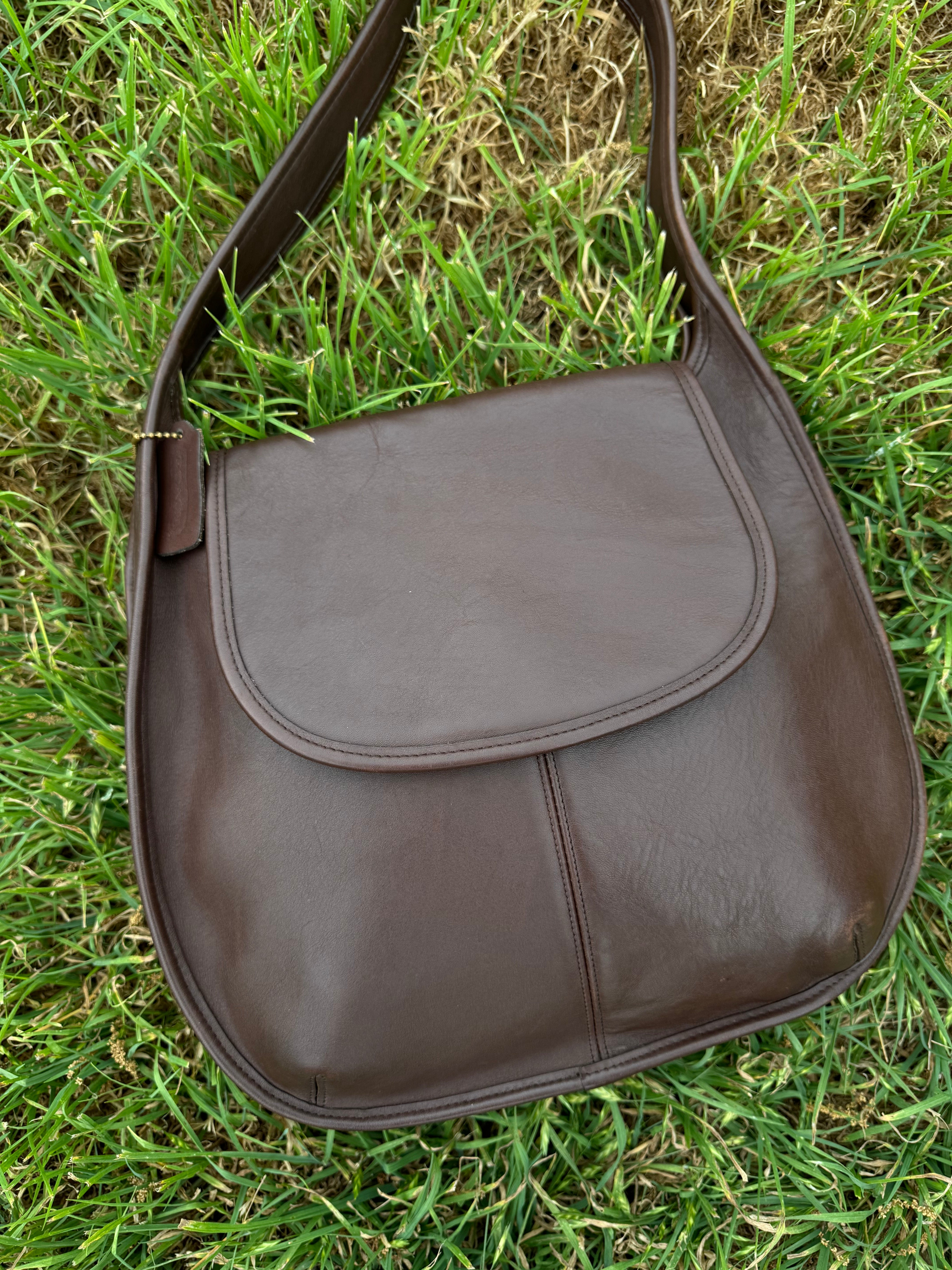 Vintage Coach Ergo good Flap 9029 Brown Leather Shoulder Hobo Bag Purse