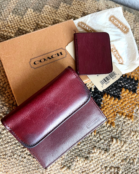 Vintage Coach Envelope Coin Case 4816 with Box & Booklet