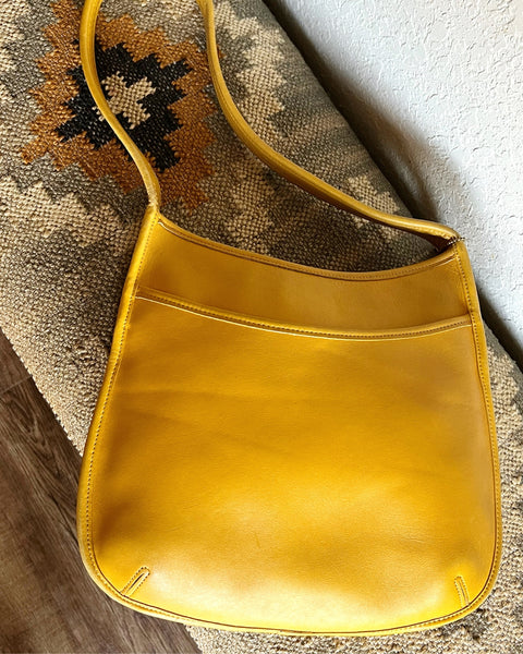 Vintage Coach Ergo Compartment Bucket 9047