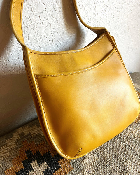 Vintage Coach Ergo Compartment Bucket 9047
